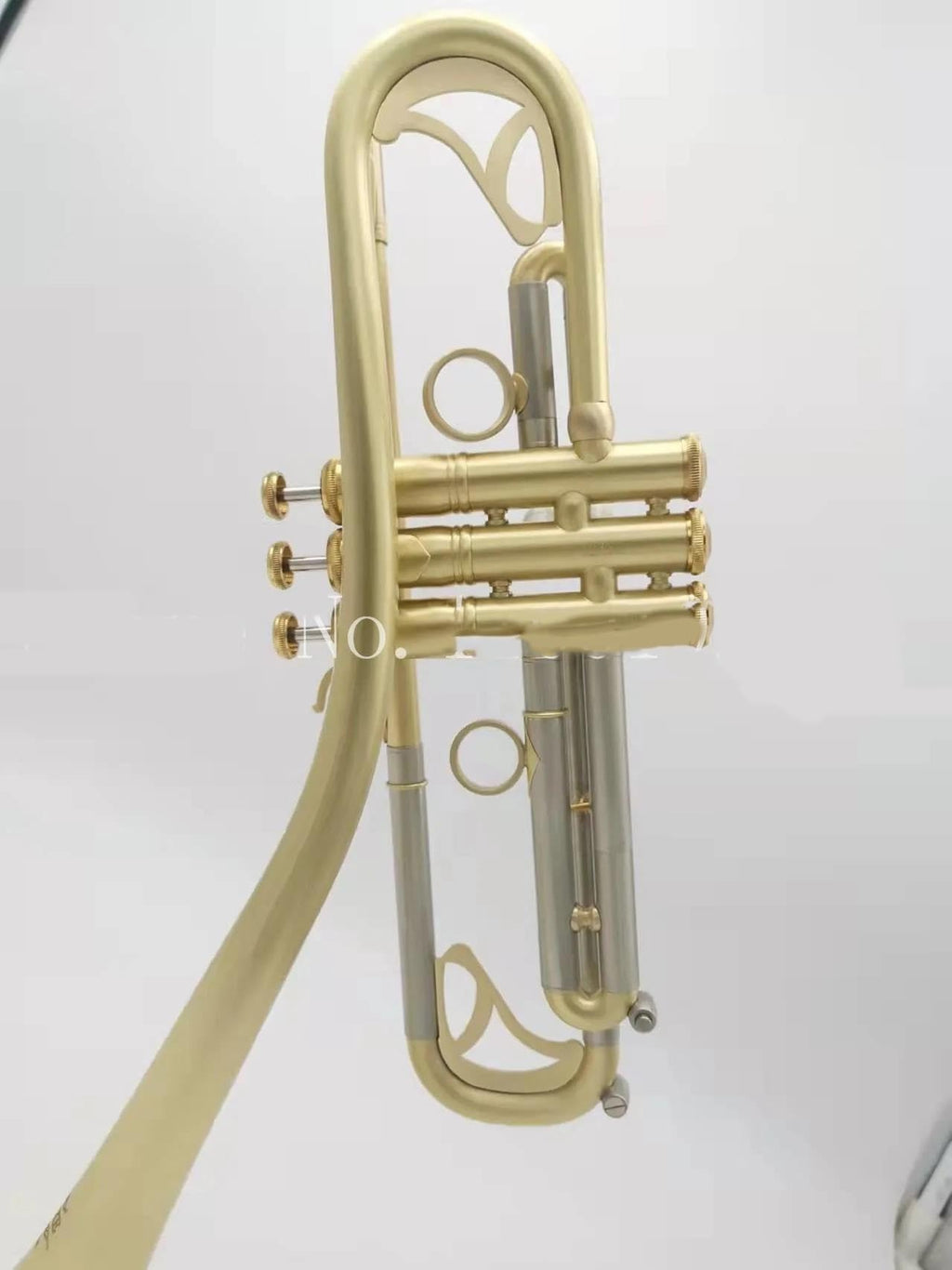 Bb Trumpet with Case and Mouthpiece V217484