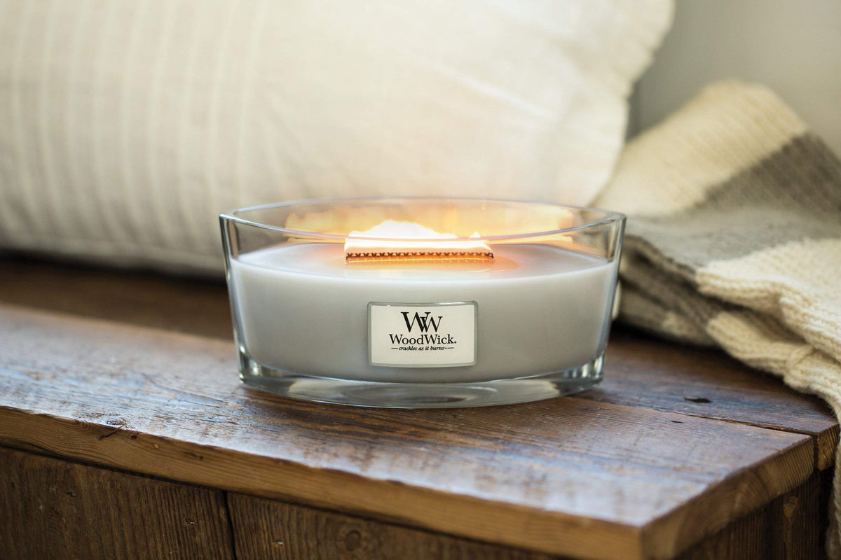 Large Hourglass Soy Blend Wax Scented Candle 16oz E5162